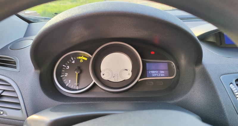 Renault Megane cena 16500 przebieg: 219000, rok produkcji 2012 z Golczewo małe 56